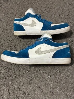 Jordan 1 low v.1